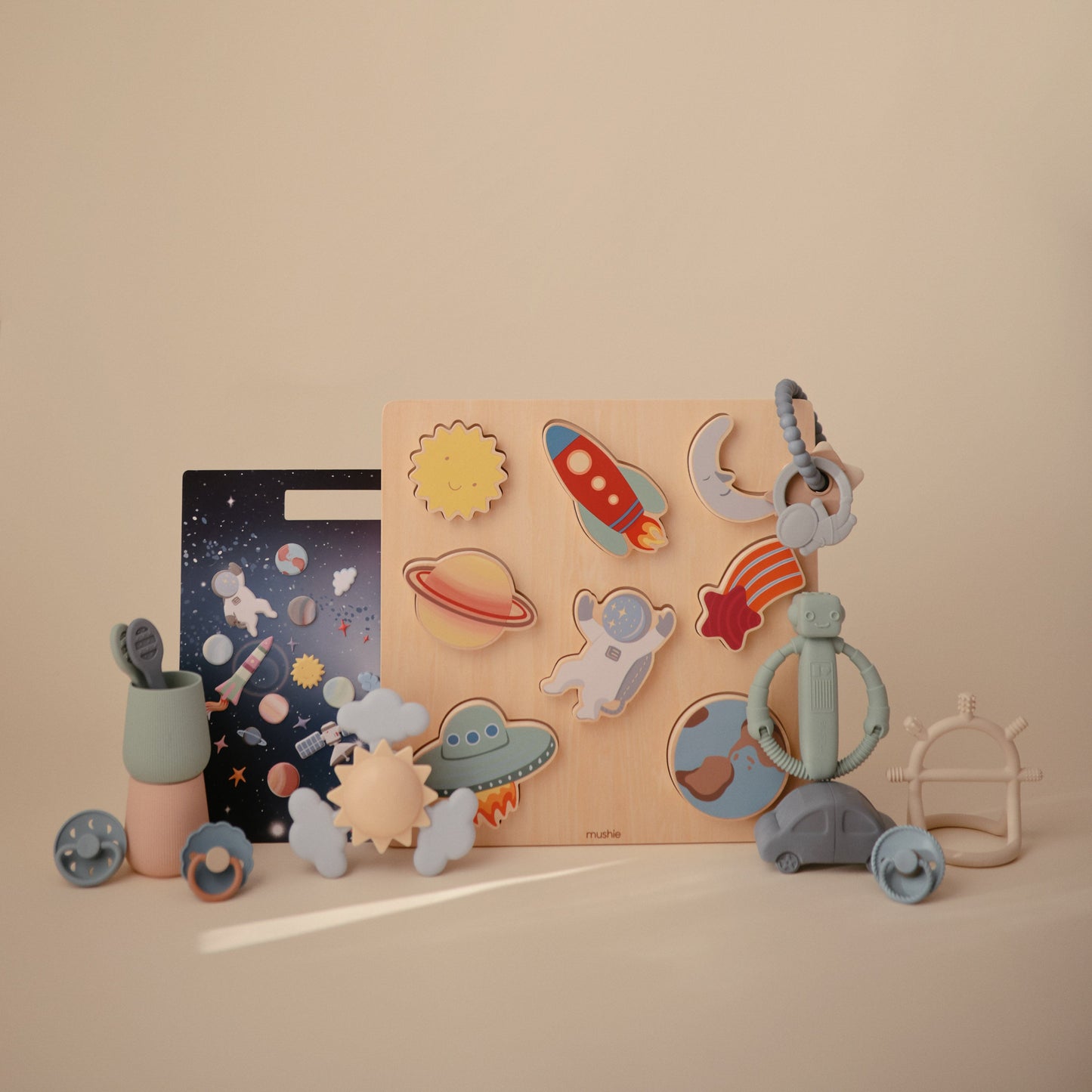 Mushie Wooden Space Puzzle – FSC-Certified Solar System Learning Puzzle for Toddlers