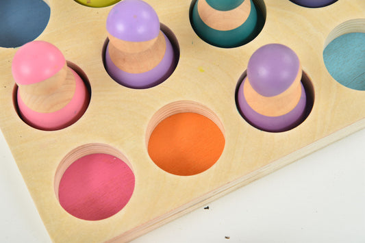 Avenlur Wooden Rainbow Peg Dolls – 12-Piece Montessori Sorting & Imaginative Play Set