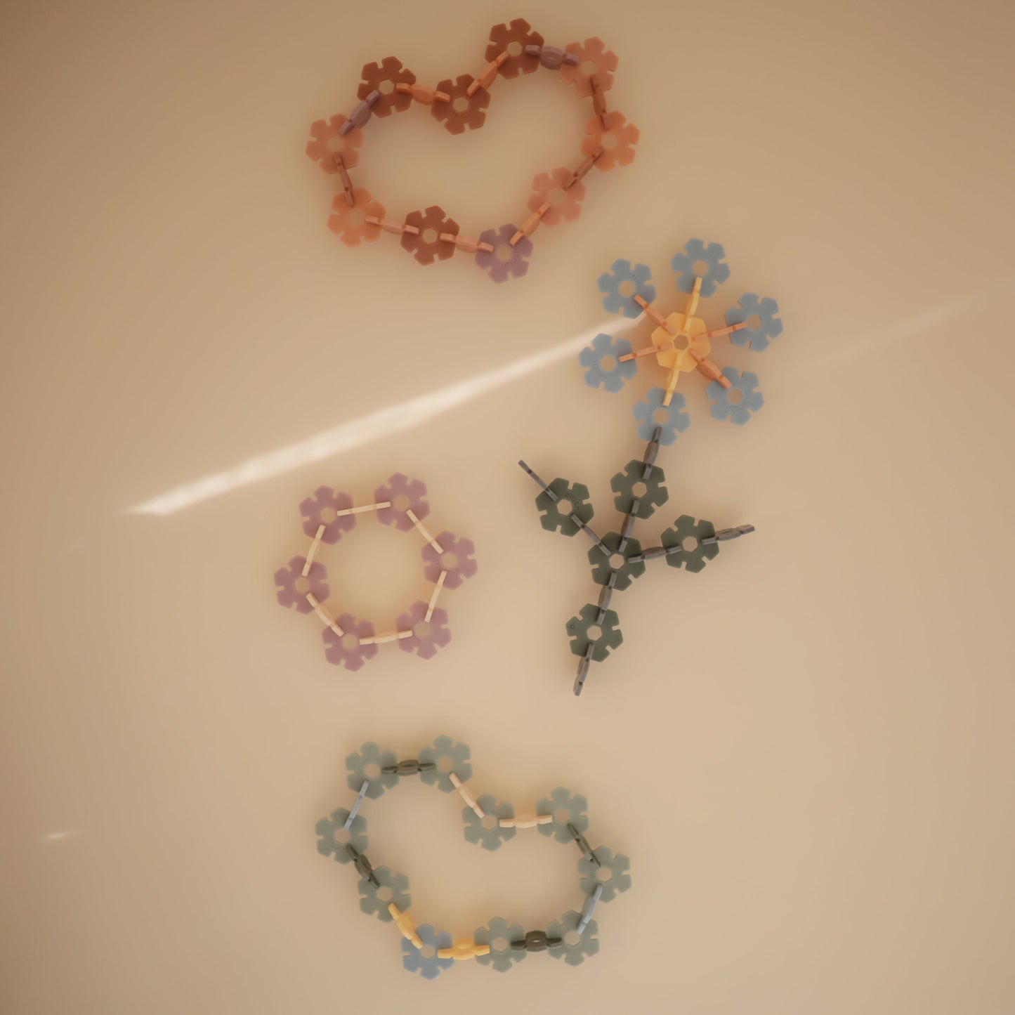 Mushie Hexagon Building Toy – STEM Creative Construction Set for Toddlers