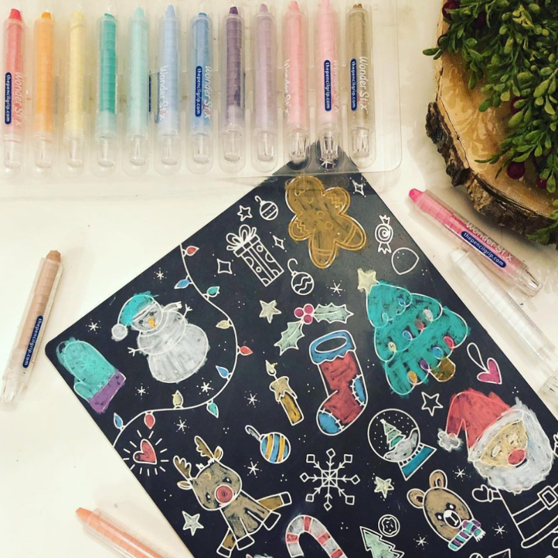 Reusable Blackboard Placemat Set with Wonder Stix – Travel & Mess-Free Drawing Fun