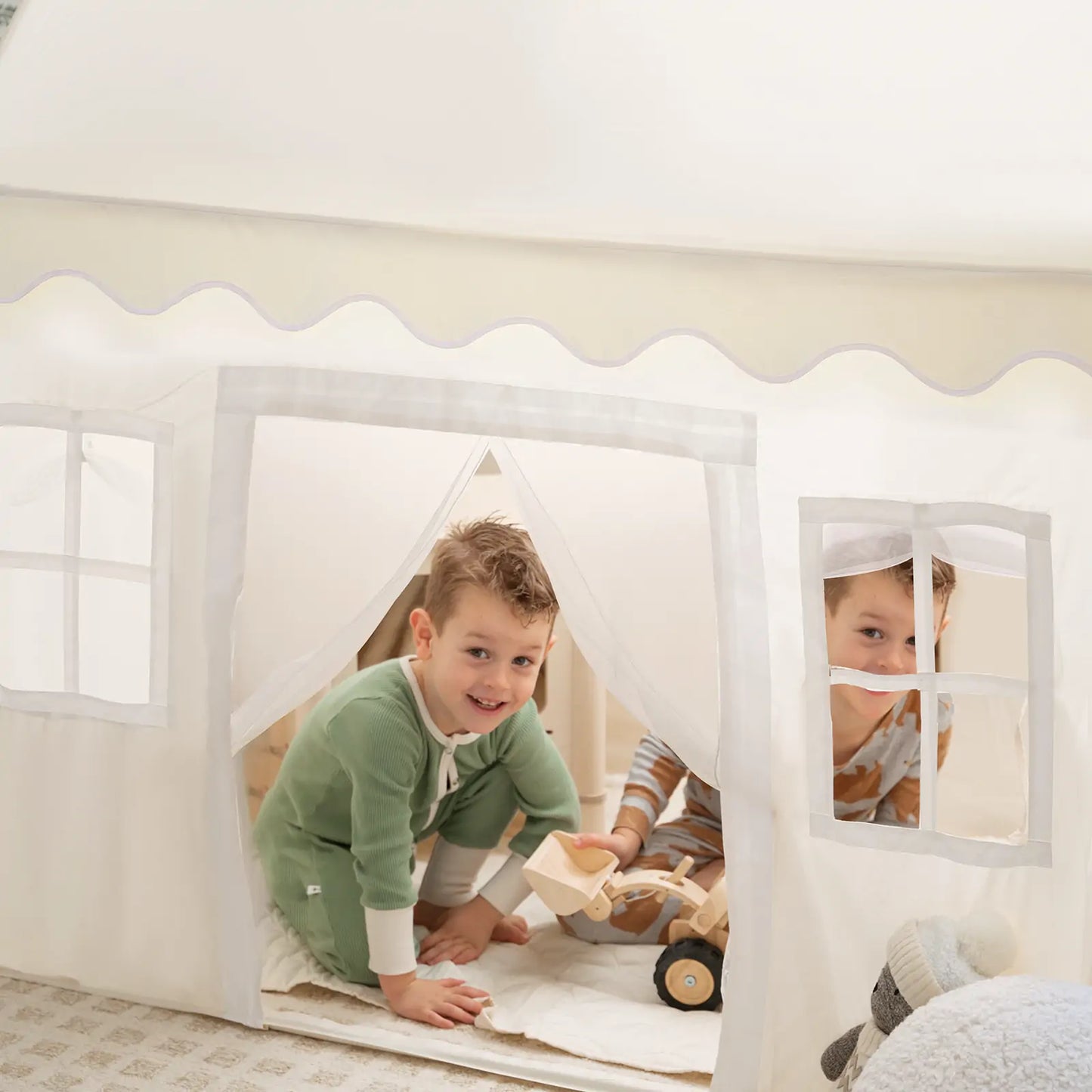Tiny Land® Kids Play Tent with Cushion & Fairy Lights – Indoor Adventure Castle