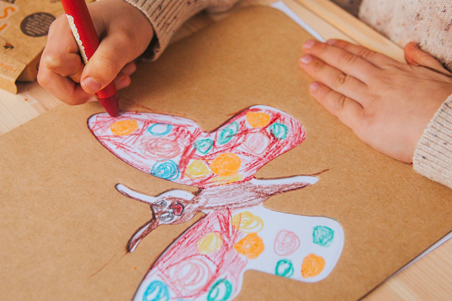 Honeysticks Activity Set with Mega Stencils and Pure Beeswax Crayons – Eco-Friendly Creative Gift for Kids